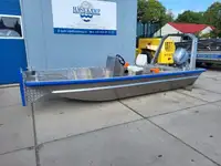 Робочі судна на продаж