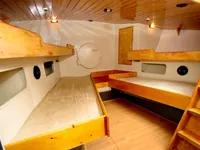 Лоцманський катер для продажу