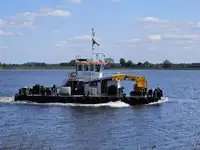 Універсальне судно для продажу