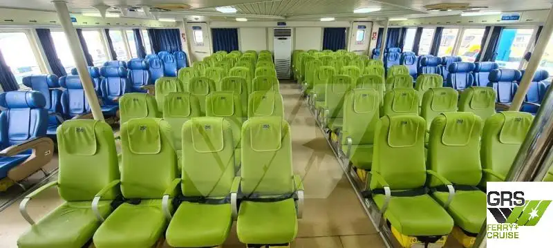 Пасажирський корабель для продажу