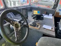 Судно для перевезення екіпажу для продажу