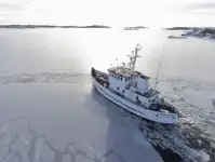 Буксирний човен на продаж