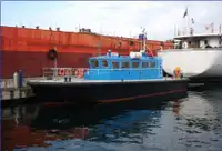 Буксирний човен на продаж