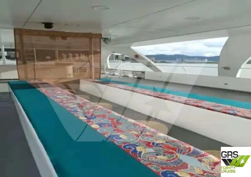 Пасажирський корабель для продажу