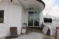 Пором для продажу