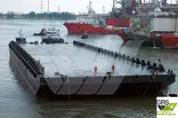 Баржа на продаж
