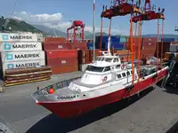 Контейнеровоз для продажу