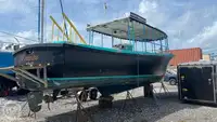 Круїзний лайнер для продажу
