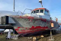 Катер на продаж