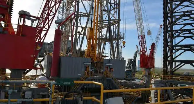 Танкер для перевезення зрідженого природного газу (ЗПГ) для продажу