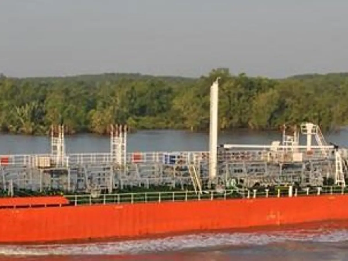 Танкер для нафти/хімікатів для продажу