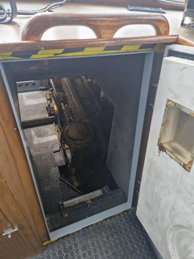 Лоцманський катер на продаж