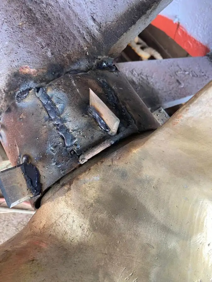 Поромне судно на продаж