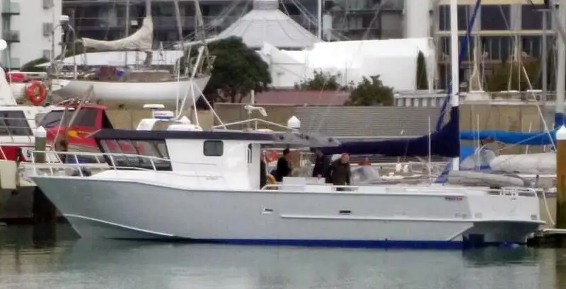 Поромне судно на продаж