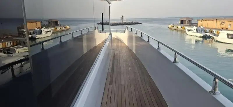 Круїзний корабель на продаж