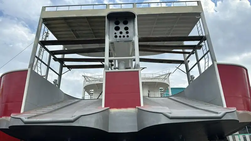 Рибальський траулер на продаж