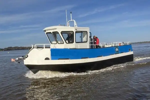 Робочі човни на продаж