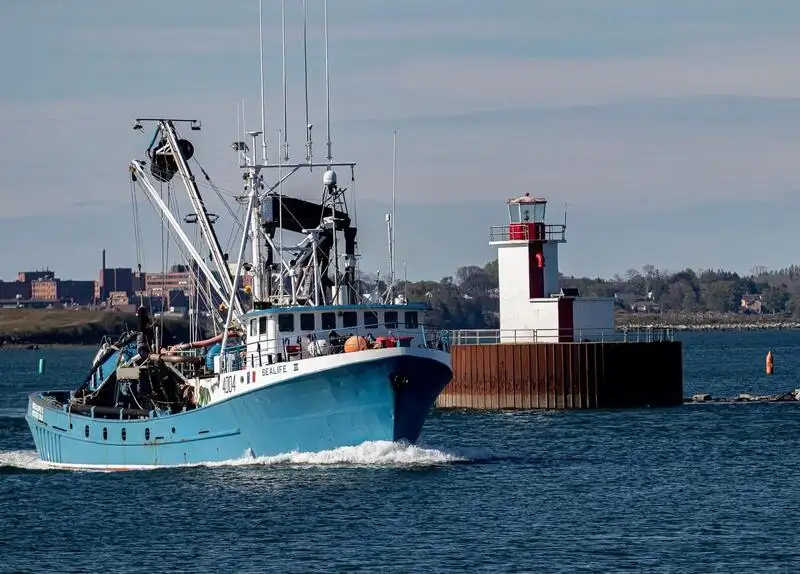 сейнер на продаж