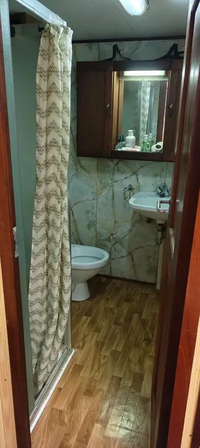 Судно постачання на продаж