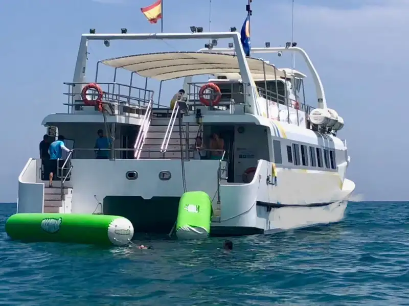 Поромне судно на продаж