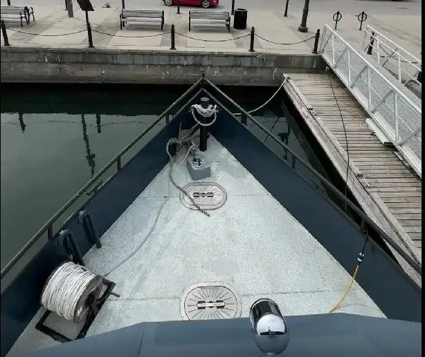 рятувальний човен на продаж