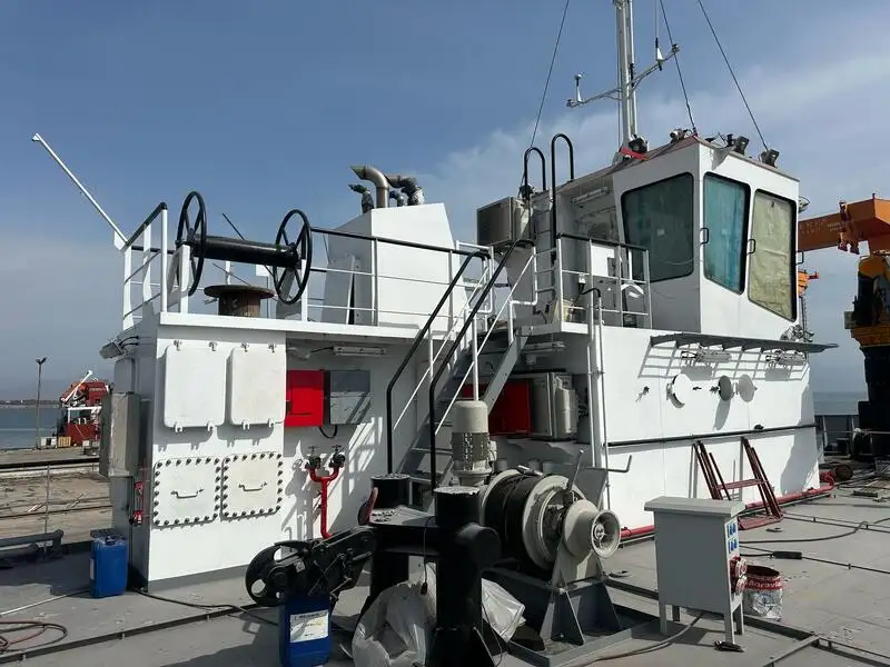 Контейнерний корабель на продаж