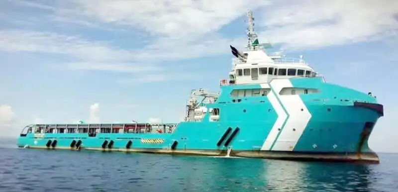 Буксирний човен на продаж