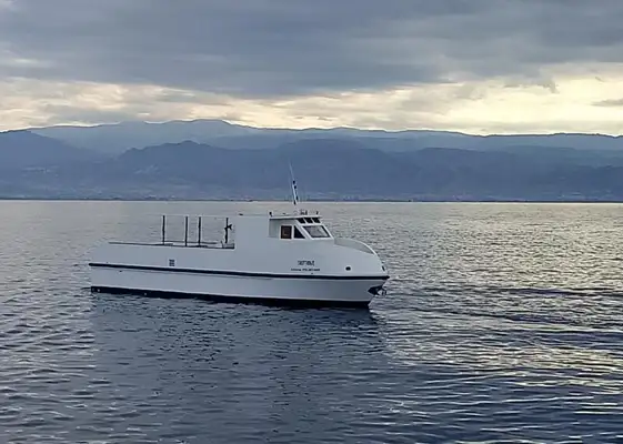 Motor vessel for sale