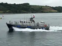 рятувальний човен на продаж