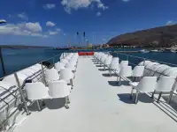 Моторне судно на продаж