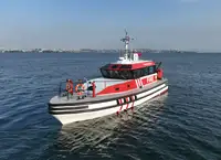 Буксирний човен на продаж