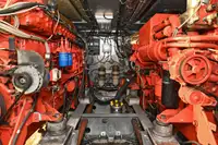 Моторне судно на продаж