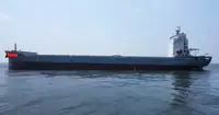 Контейнерний корабель на продаж