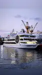 Моторне судно на продаж