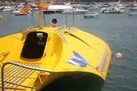 Підводний човен на продаж