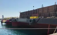 Баржа на продаж