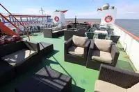 Моторне судно на продаж