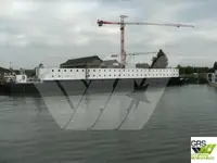 Контейнерний корабель на продаж