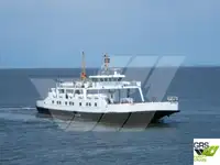 Баржа на продаж