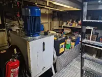 Буксирний човен на продаж