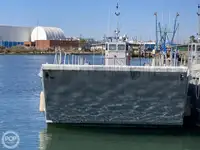 Десантний корабель, танк на продаж