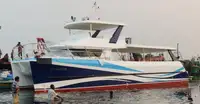 Моторне судно на продаж