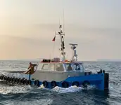 Буксирний човен на продаж