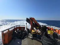 судно вітрової електростанції на продаж