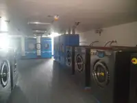 Баржа на продаж