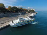 Катамаран на продаж