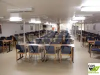 Контейнерний корабель на продаж