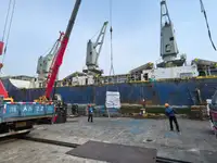 Рефрижераторний корабель на продаж