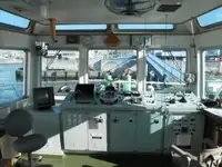 Буксирний човен на продаж