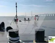 Баржа на продаж